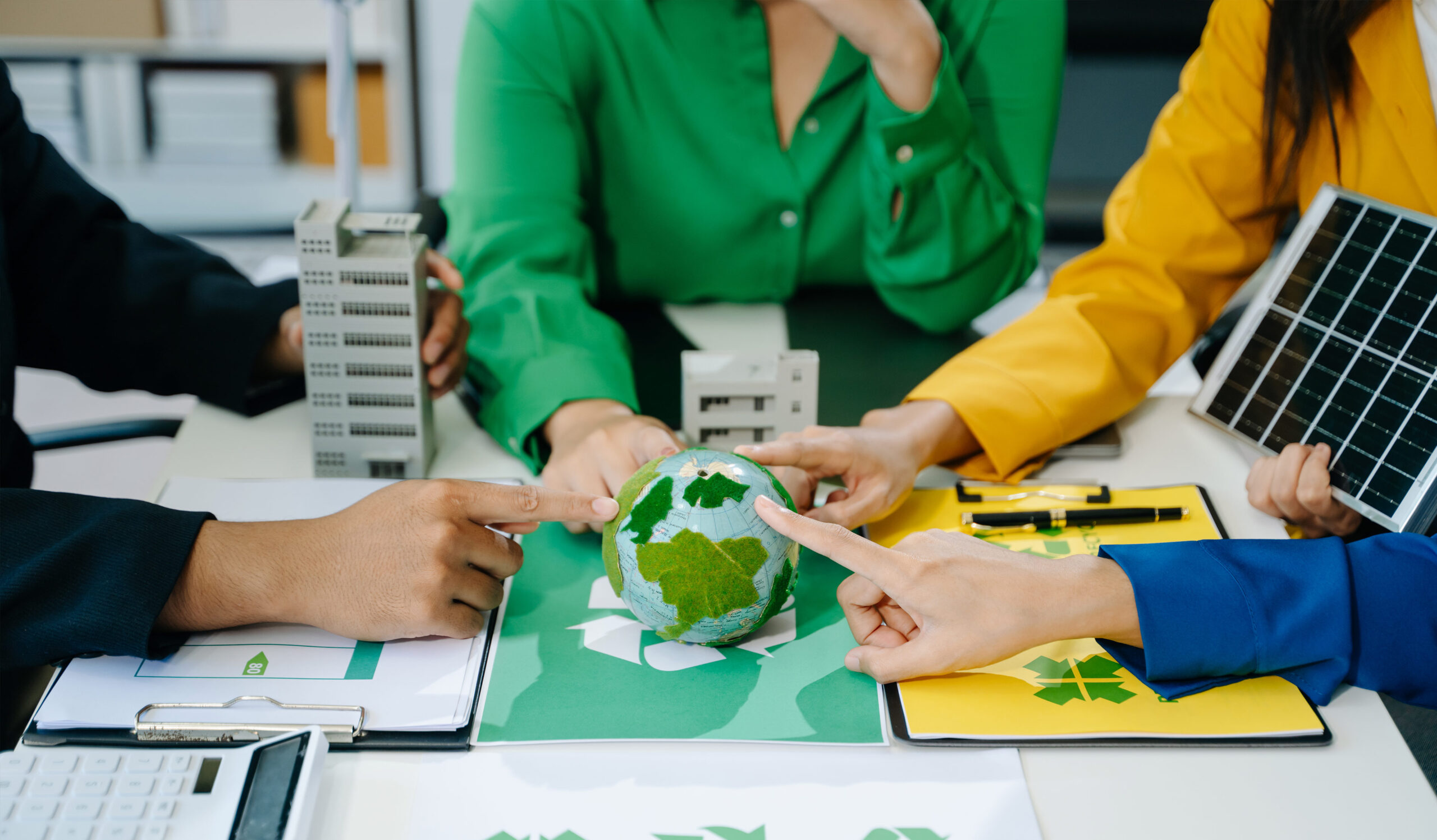 Nachhaltige Energielösungen entwickeln, finanzieren und international mit starken Partnern umsetzen.